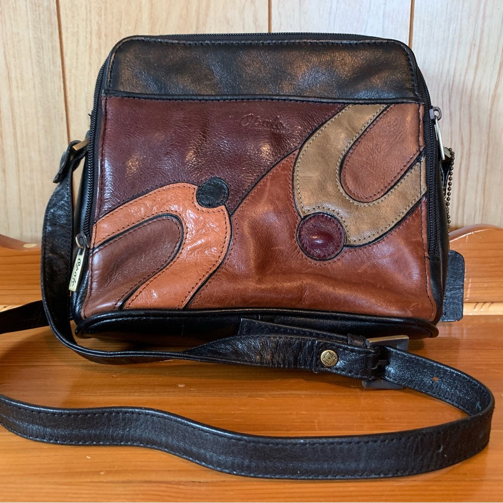 Vintage Opale Italian leather crossbody purse by Naturalizer.